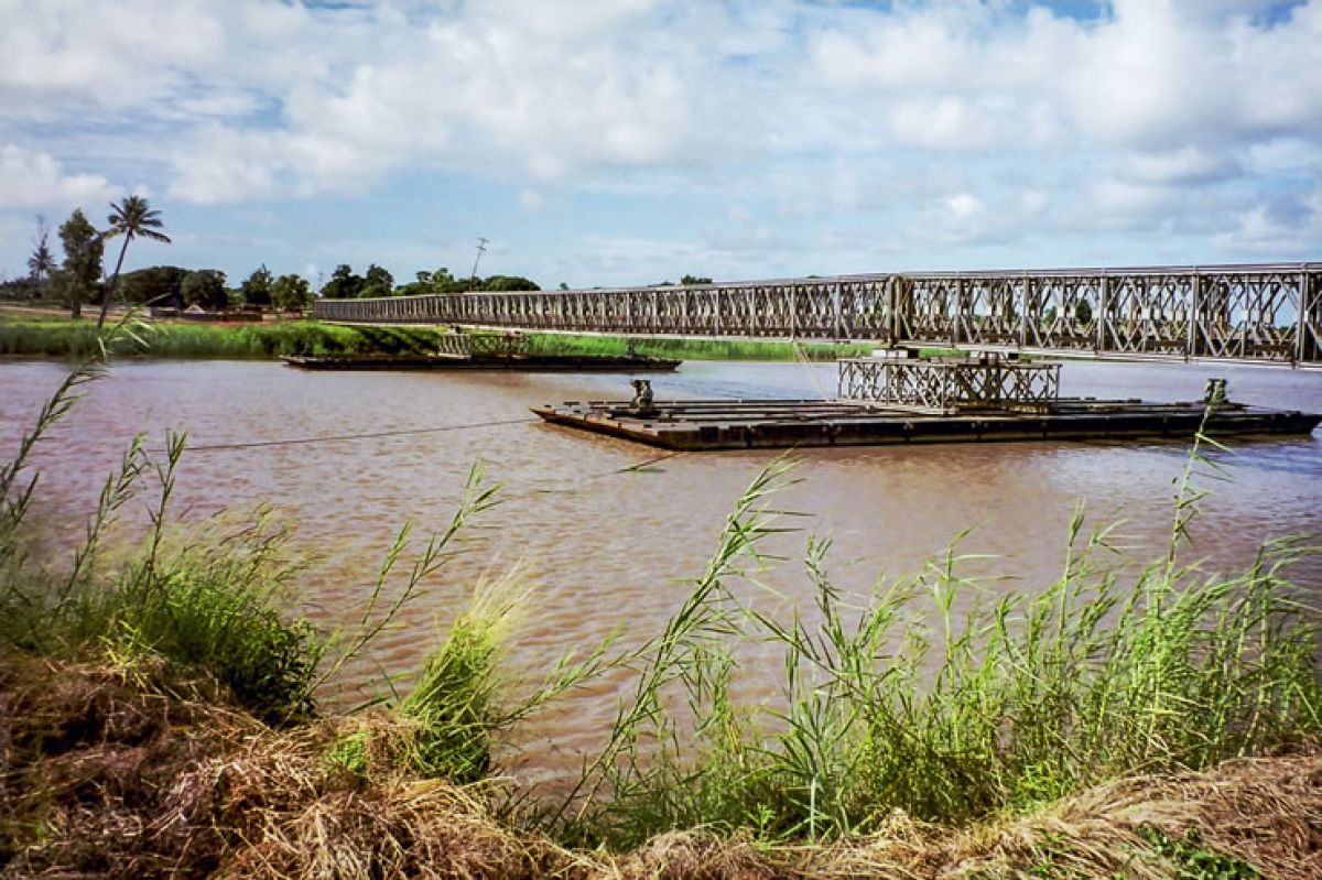 Mabey Floating Bridge - Mozambique