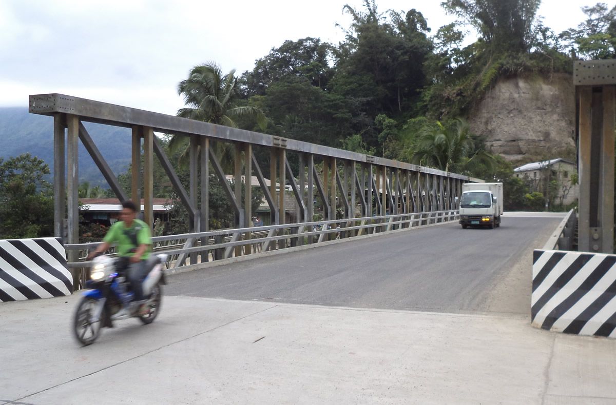 Pont Burnay, Philippines